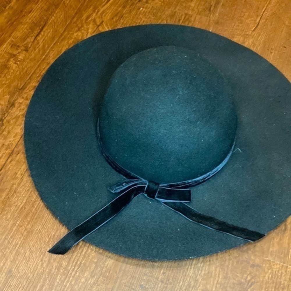 Chico Vintage Floppy Hat 100% Wool Black